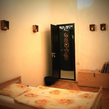 Hostel Downtown *